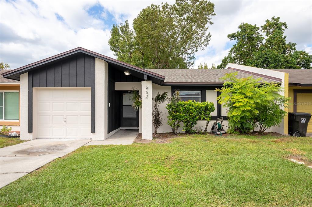 Picture of 962 Oropesa Avenue, Orlando, FL 32807