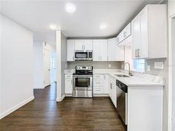 Picture of 117 W Maple Street, Davenport, FL 33837