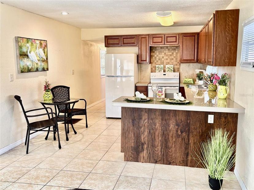 Picture of 5216 Pineland Avenue, Port Orange FL 32127