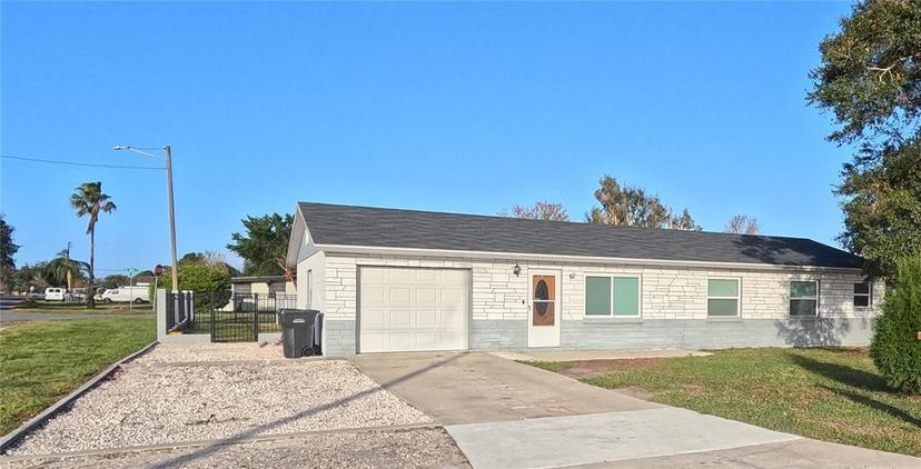 Picture of 35 N Lakeshore Drive, Lake Wales FL 33859