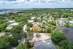 Picture of 4431 Camino Real, Sarasota, FL 34231