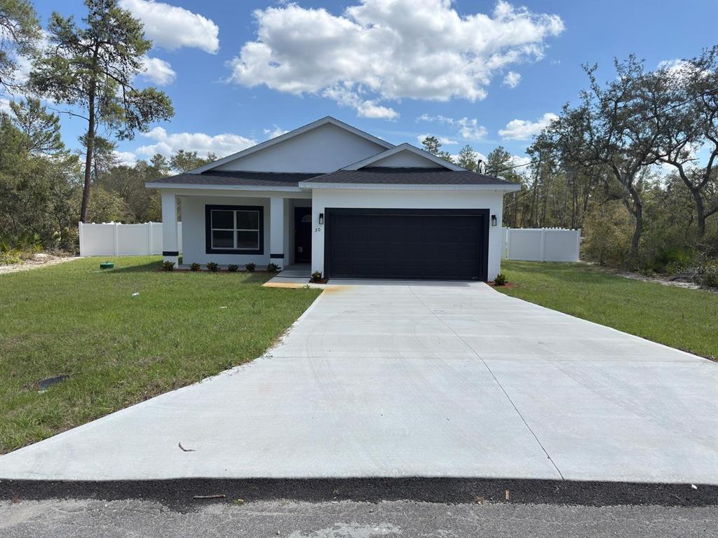 Picture of 30 Fisher Trail, Ocklawaha, FL 32179