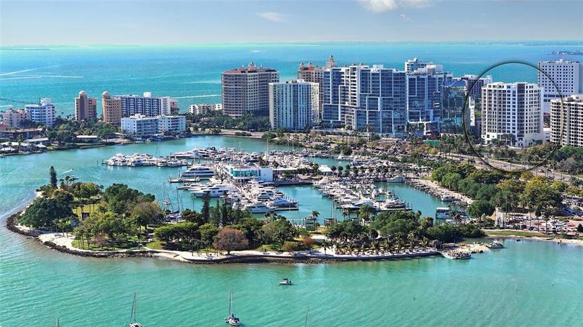 Picture of 1233 N Gulfstream Avenue Unit 1001, Sarasota FL 34236