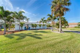 Picture of 915 Allen Avenue, Englewood, FL 34223