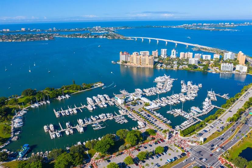 Picture of 435 S Gulfstream Avenue Unit 1005, Sarasota FL 34236