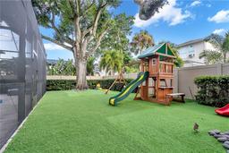 Picture of 4114 W Zelar Street, Tampa, FL 33629