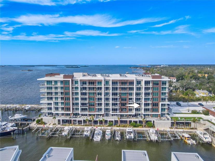 Picture of 920 N Osceola Avenue Unit 401, Clearwater FL 33755