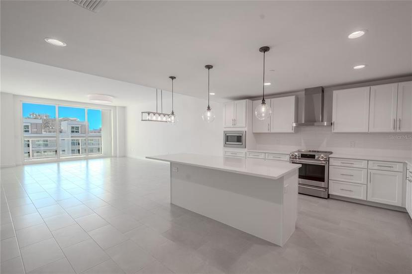 Picture of 920 N Osceola Avenue Unit 401, Clearwater FL 33755