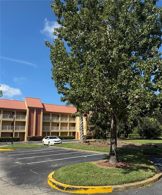 Picture of 6402 Parc Corniche Drive Unit 5208, Orlando FL 32821