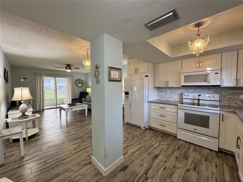 Picture of 304 46Th Avenue Terrace W Unit 218, Bradenton FL 34207