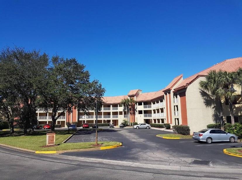 Picture of 6337 Parc Corniche Drive Unit 2106, Orlando FL 32821