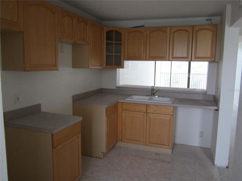 Picture of 2424 W Tampa Bay Boulevard Unit 208, Tampa FL 33607
