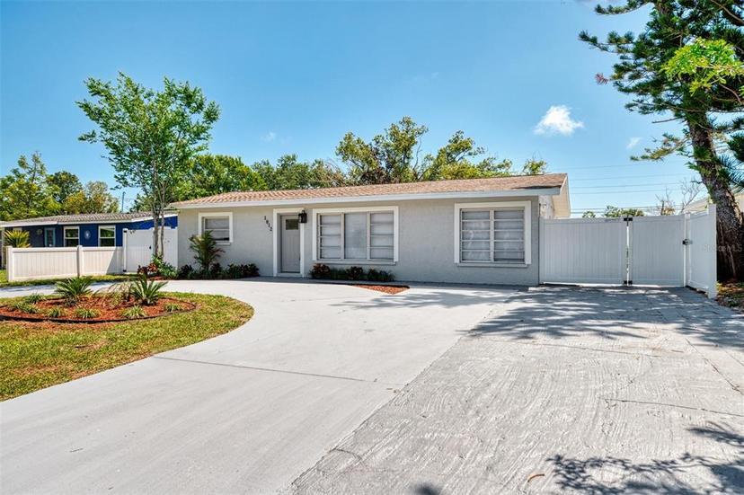 Picture of 1012 Myrtle Avenue, Venice FL 34285