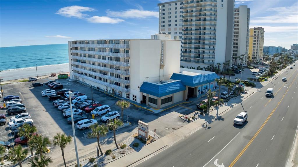 Picture of 2043 S Atlantic Avenue Unit 303, Daytona Beach, FL 32118