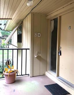 Picture of 120 Hibiscus Woods Court Unit 8D, Deltona, FL 32725