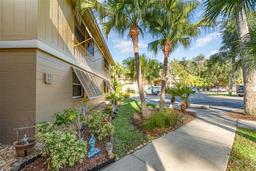 Picture of 120 Hibiscus Woods Court Unit 8D, Deltona, FL 32725