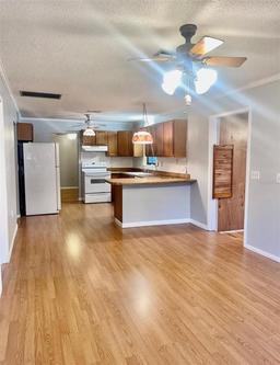 Picture of 476 NW 117Th Court, Ocala, FL 34482
