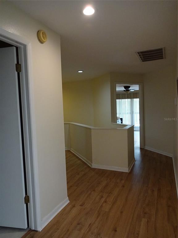 Picture of 13936 Clubhouse Circle Unit 13936, Tampa FL 33618