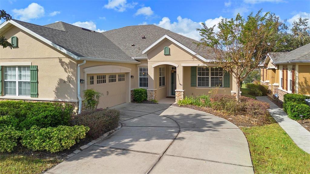 Picture of 22011 Belgian Court, Mount Dora, FL 32757