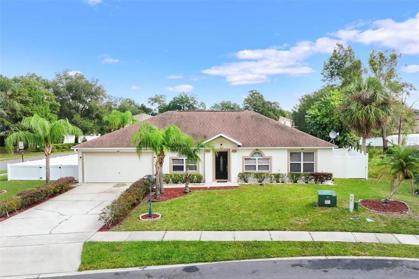 Picture of 1331 Island Trees Ln, Deland FL 32720