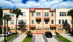 Picture of 5002 Tideview Circle Unit 3, Orlando, FL 32819