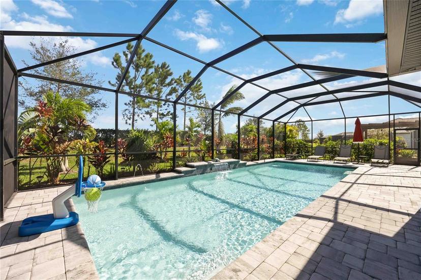 Picture of 2205 Woodleaf Hammock Court, Bradenton FL 34211