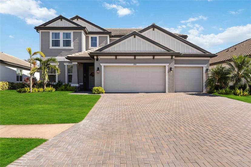 Picture of 2205 Woodleaf Hammock Court, Bradenton FL 34211