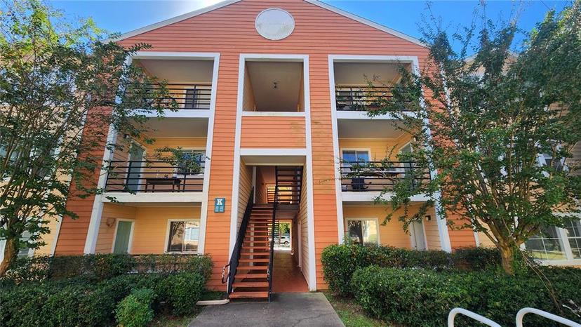 Picture of 2601 SW Archer Road Unit K242, Gainesville FL 32608