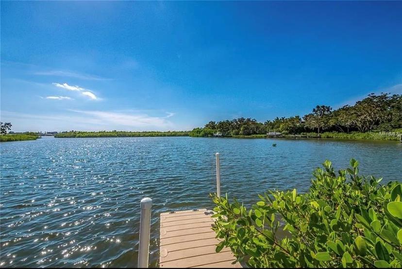 Picture of 1841 Buccaneer Drive, Sarasota FL 34231
