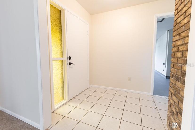 Picture of 11589 NE 36Th Street, Oxford FL 34484