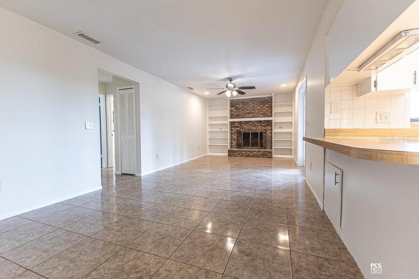 Picture of 11589 NE 36Th Street, Oxford FL 34484