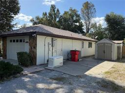 Picture of 2494 County Road 447, Lake Panasoffkee, FL 33538
