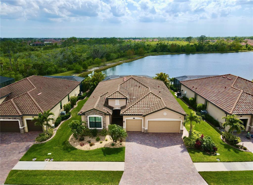 Picture of 13587 Vancanza Drive, Venice, FL 34293