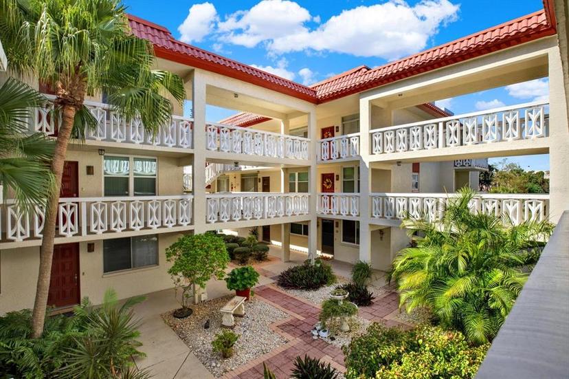 Picture of 1012 Pearce Drive Unit 209, Clearwater FL 33764