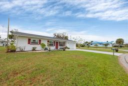 Picture of 1615 Loralin Drive, Englewood, FL 34223