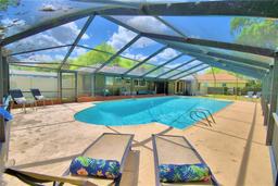 Picture of 415 W Beacon Road, Lakeland, FL 33803
