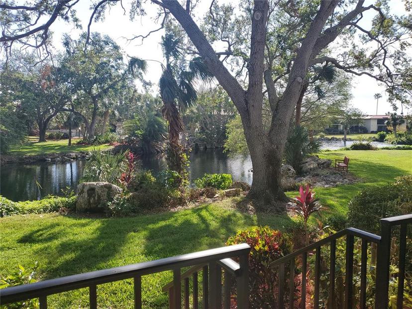 Picture of 6466 Seagull Drive Unit 323, Bradenton FL 34210