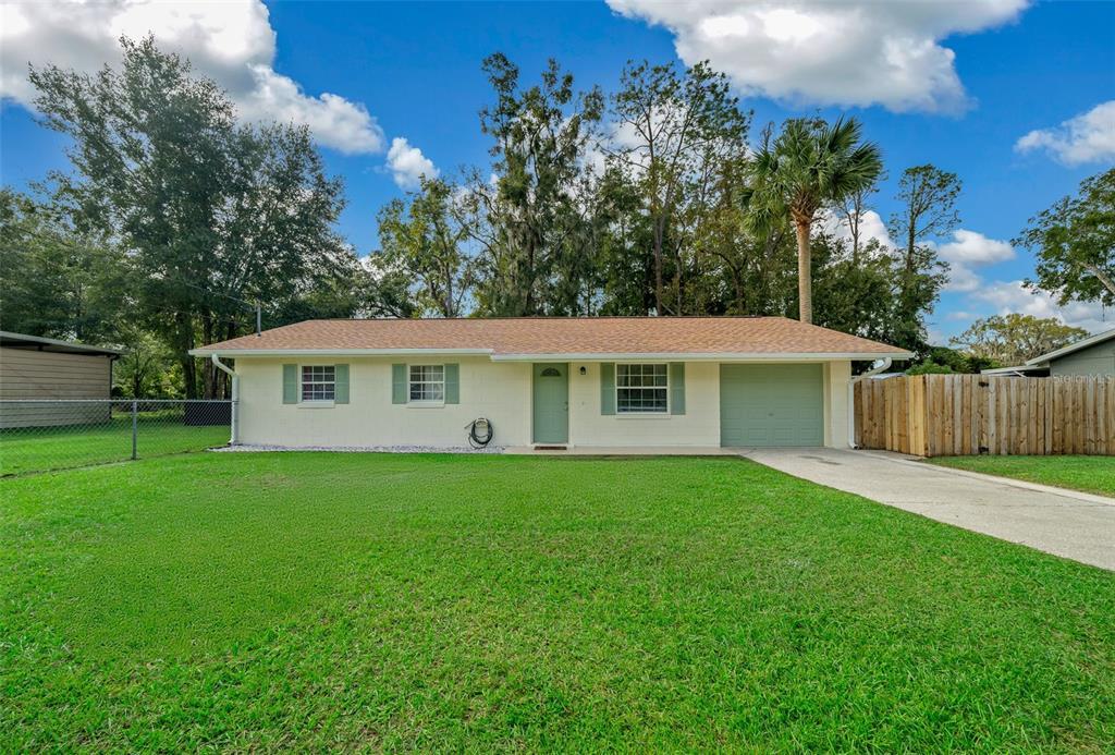 Picture of 5246 SE 108Th Place, Belleview, FL 34420