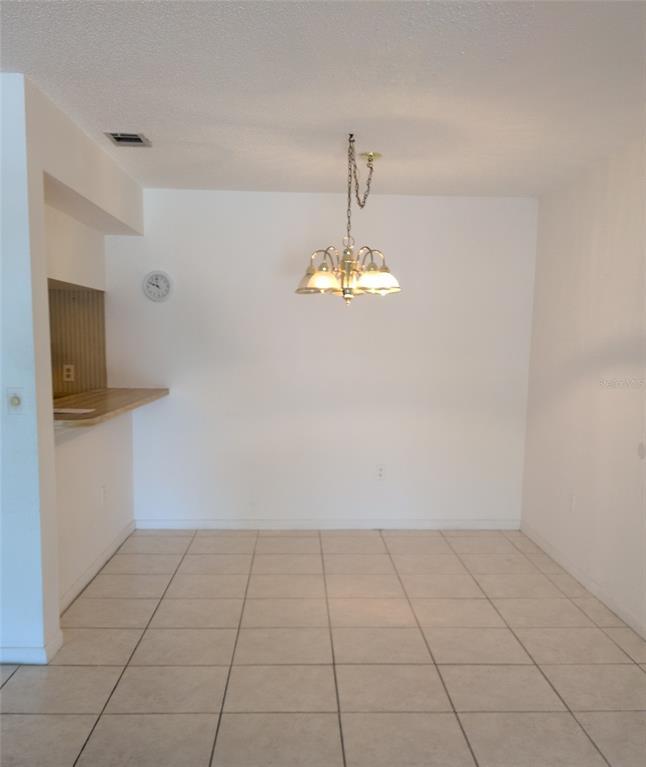 Picture of 642 Bird Bay Drive E Unit 205, Venice FL 34285