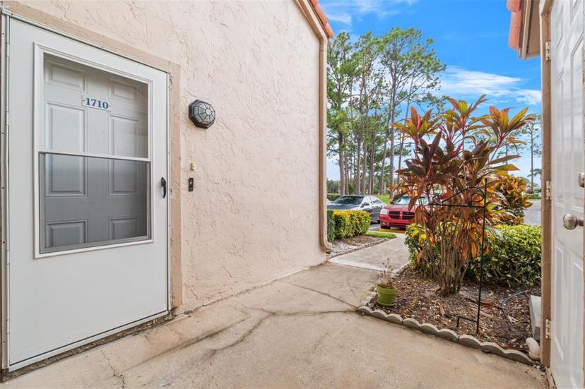 Picture of 1710 Garden Lake Drive Unit 1710, Winter Haven FL 33884