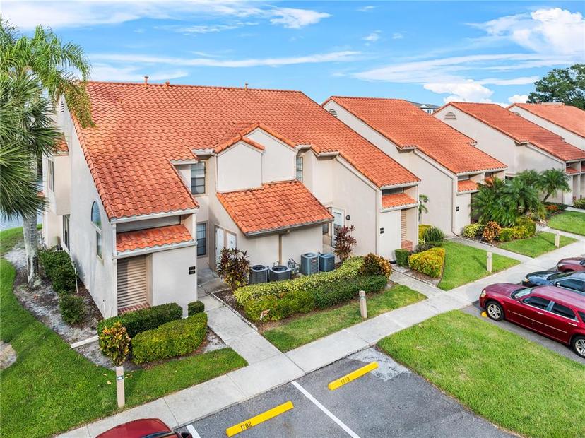 Picture of 1710 Garden Lake Drive Unit 1710, Winter Haven FL 33884