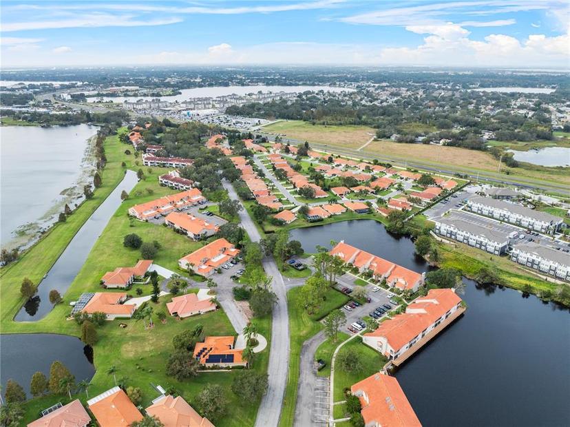 Picture of 1710 Garden Lake Drive Unit 1710, Winter Haven FL 33884