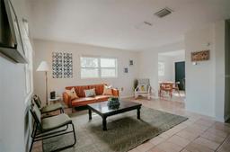 Picture of 315 E Street, Lake Wales, FL 33853