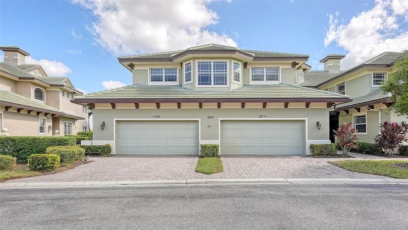 Picture of 6515 Moorings Point Circle Unit 201, Lakewood Ranch FL 34202