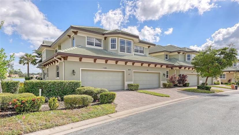 Picture of 6515 Moorings Point Circle Unit 201, Lakewood Ranch FL 34202