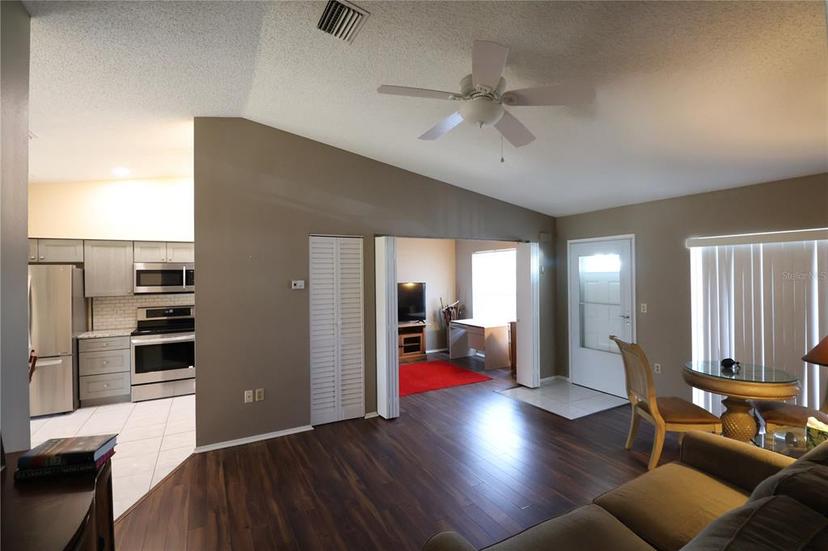 Picture of 4105 33Rd Avenue Drive W Unit 4105, Bradenton FL 34205