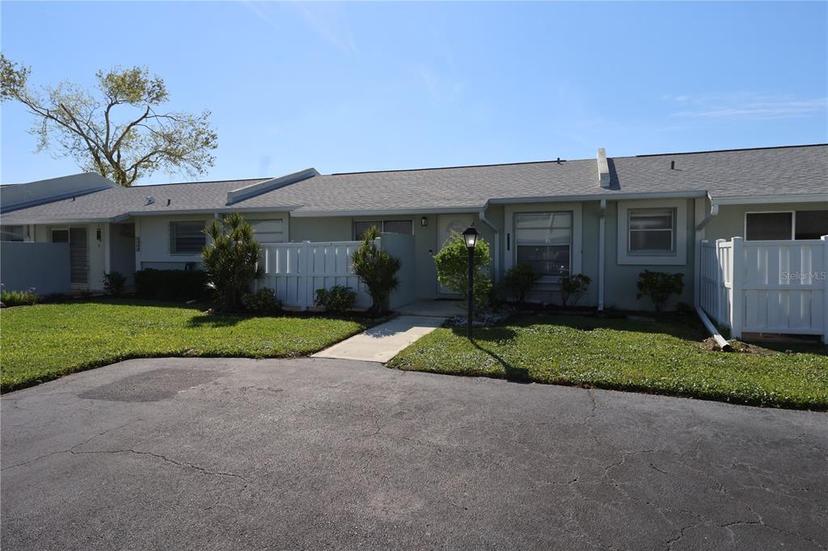 Picture of 4105 33Rd Avenue Drive W Unit 4105, Bradenton FL 34205