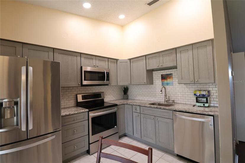 Picture of 4105 33Rd Avenue Drive W Unit 4105, Bradenton FL 34205