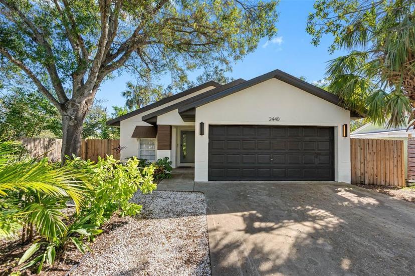 Picture of 2440 44Th Street S, St Petersburg FL 33711
