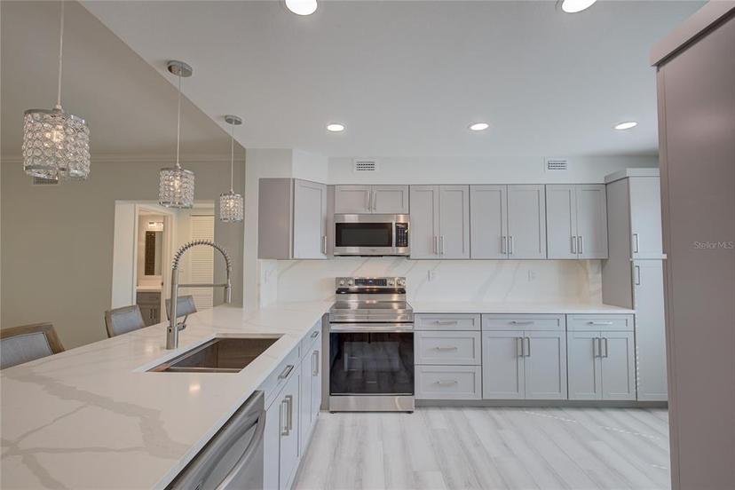 Picture of 7321 Central Avenue Unit 301, St Petersburg FL 33710